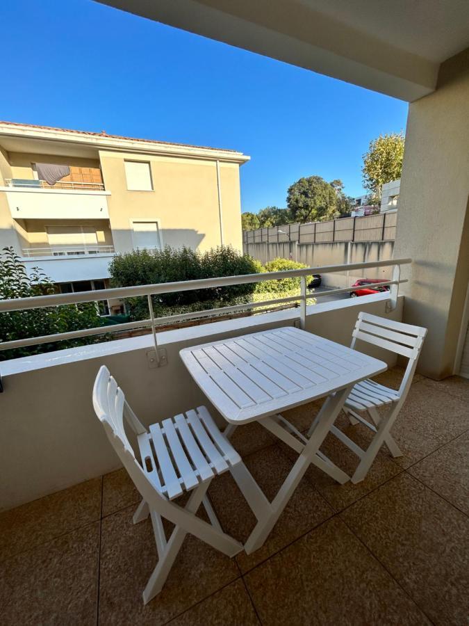 Appartement Avec Terrasse Et Box Entre Plages Et Nature マルセイユ エクステリア 写真